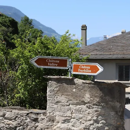 Plein Coeur De La Vieille De Sion